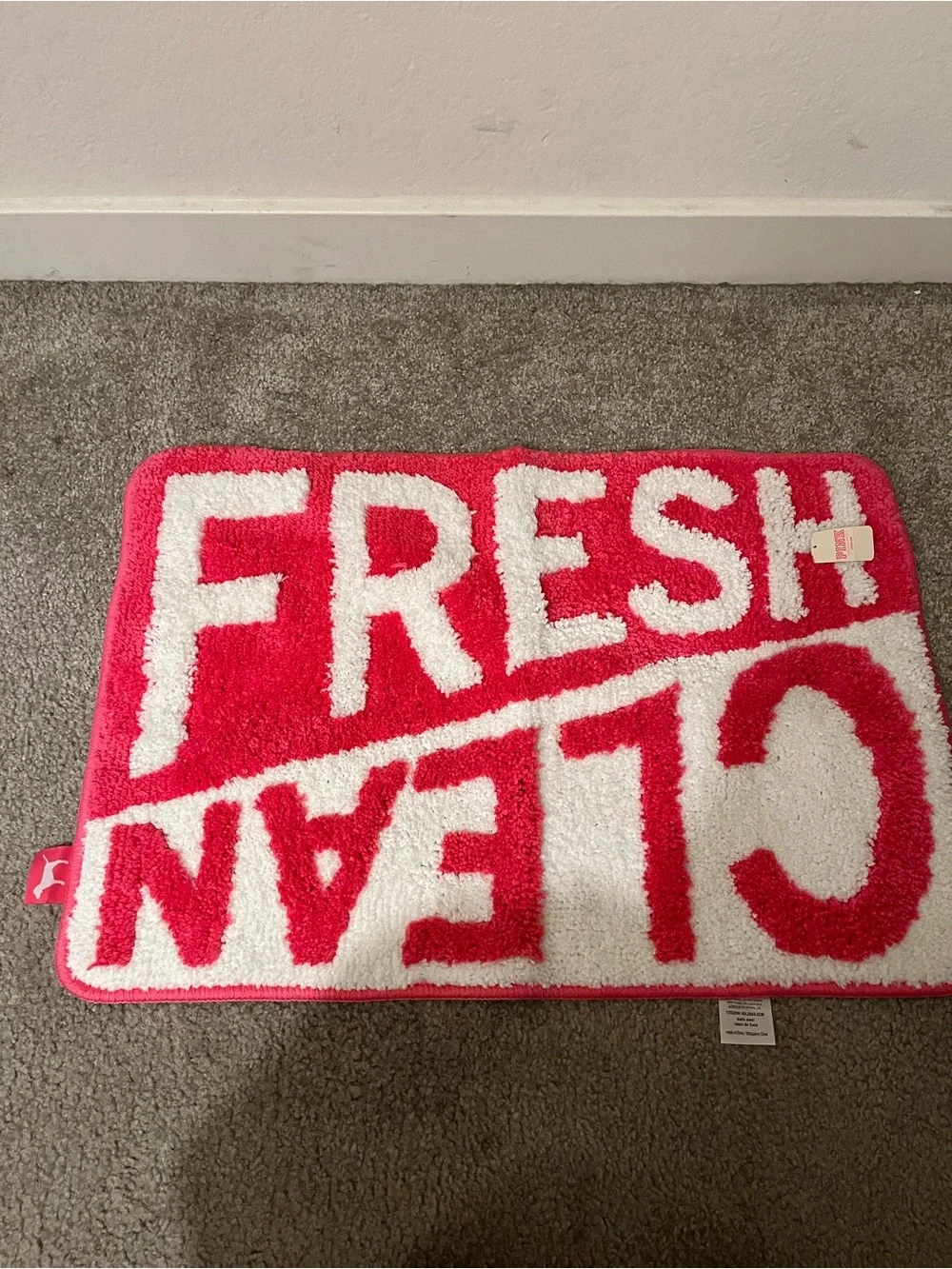 PINK Victoria's Secret Fuchsia and White Tufted Bath Mat